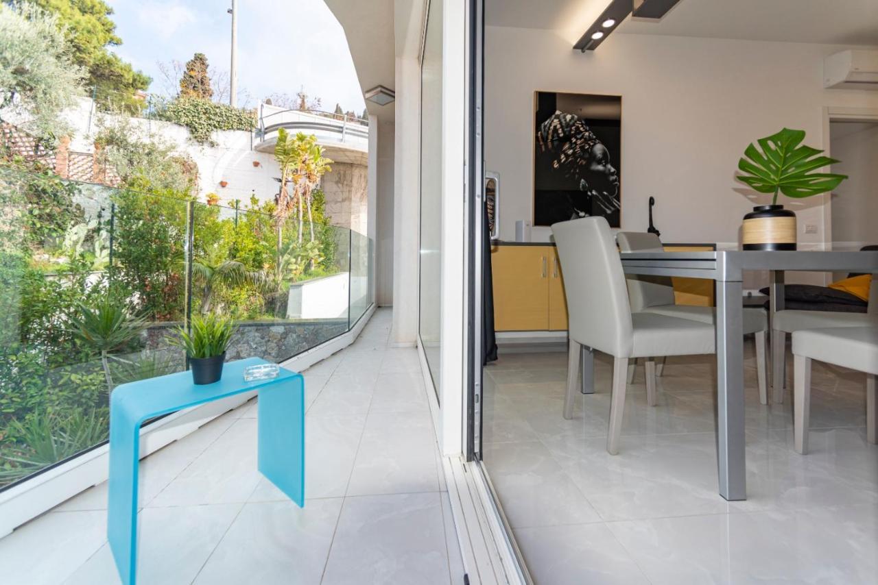 Minerva Luxury Town Center , Pool And Parking Appartement Taormina Buitenkant foto